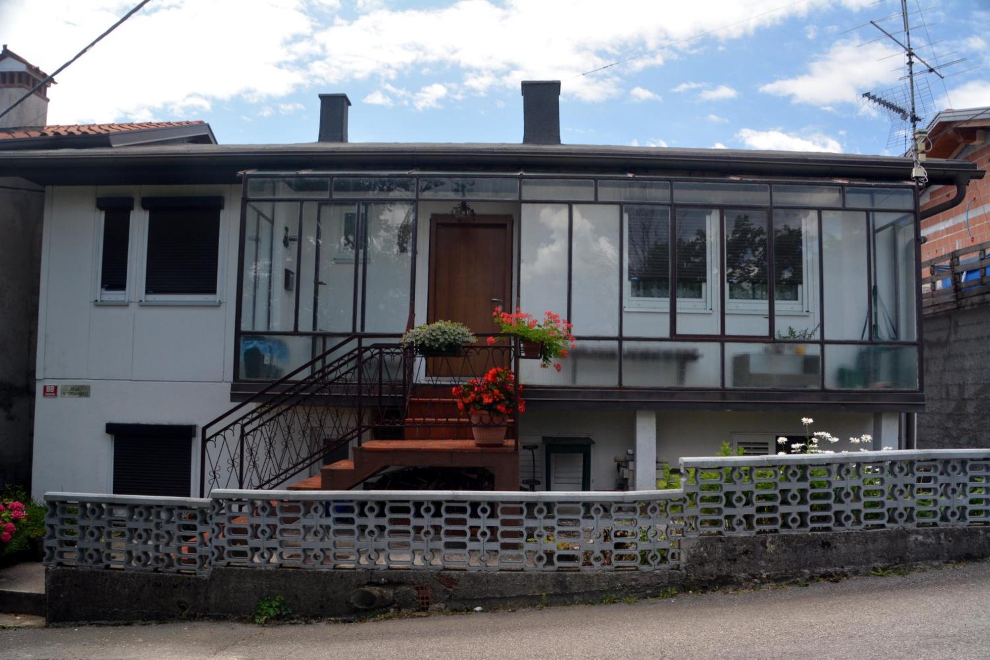 Hisa V Travniku Vila Smartno Exterior foto